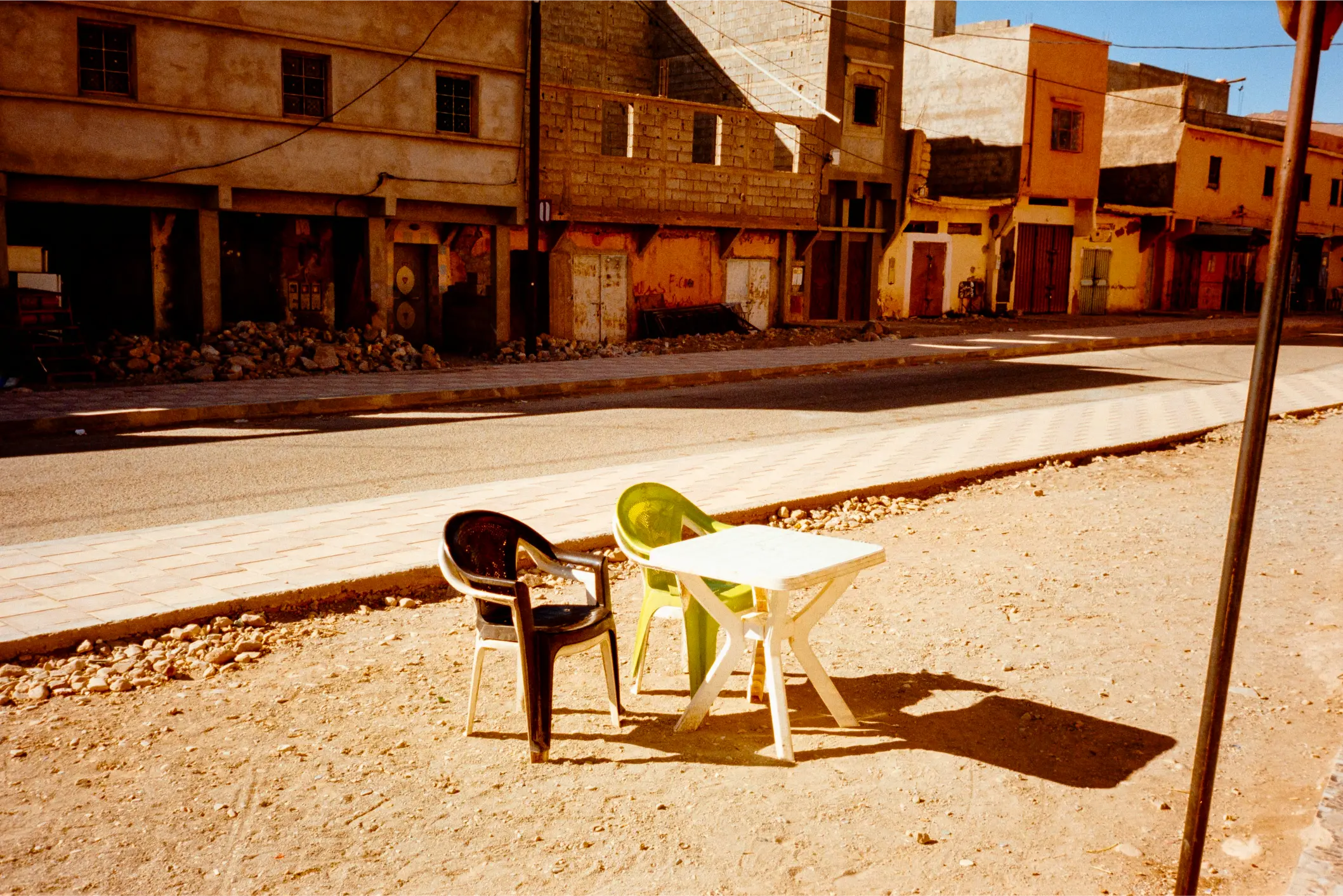 Omelette de Berber with turmeric and cumin, Moroccan bread